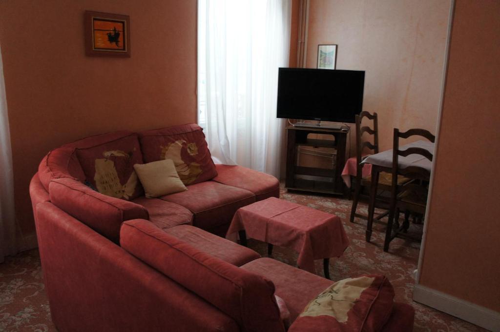 Hotel Le Commerce Bagnères-de-Bigorre Camera foto